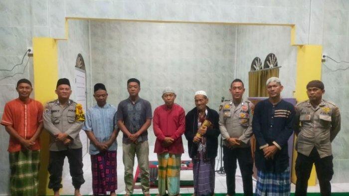 Subuh Keliling Polsek Merbau, Kanit Reskrim Sampaikan Colling System Kepada Masyarakat